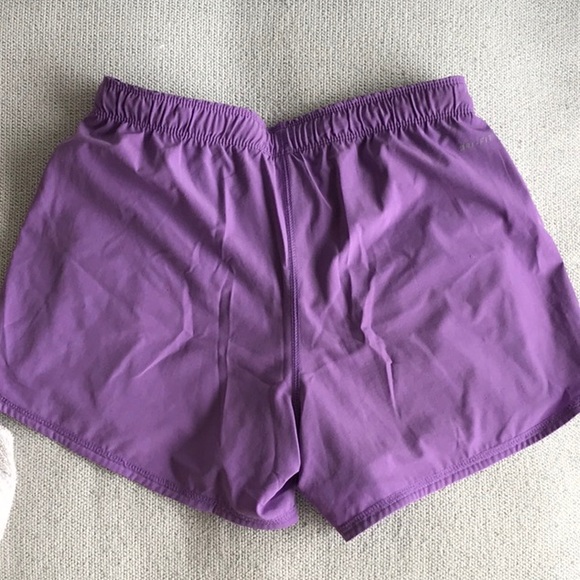 NIKE Running Shorts - Picture 2 of 3